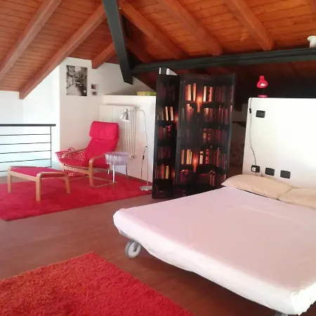 Romantic Penthouse On Lake Como Feriehus Bellano